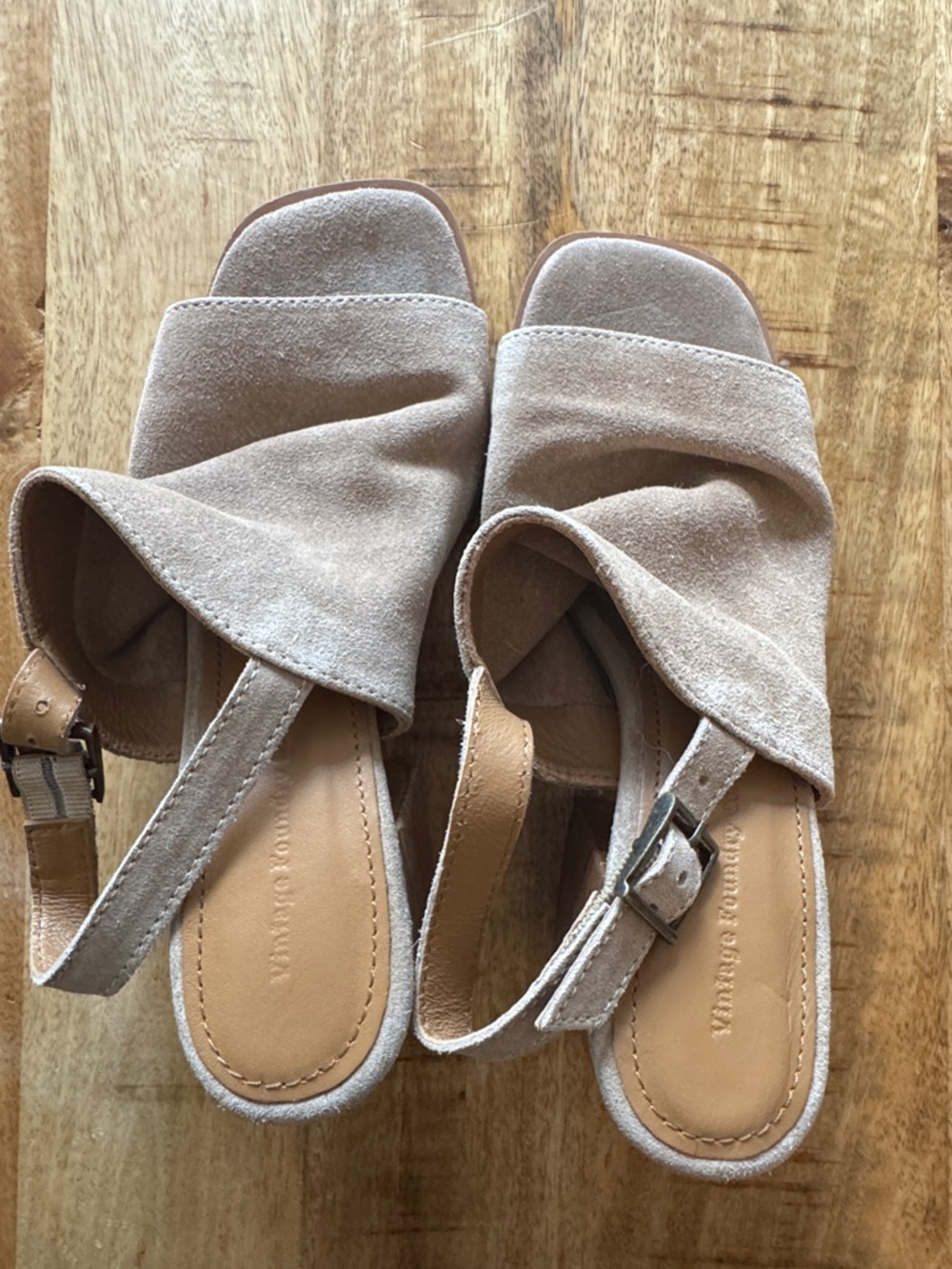 Vintage Foundry Jayden Women's Tan Suede Block Heel Slingback Sandals NEW SZ 6 - Picture 7 of 7